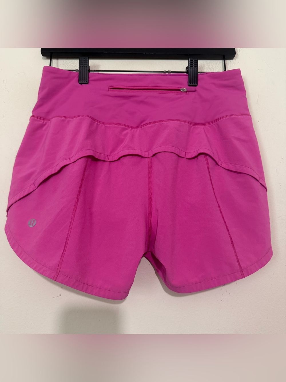 Lululemon Athletica Speed Up Mid Rise Lined Shorts 4” Ripened Raspberry - Picture 4 of 5